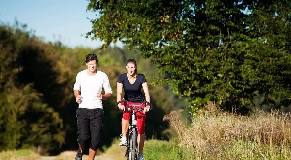 Jooksmine või jalgrattasõit - kumb on tõhusam rasva põletamiseks